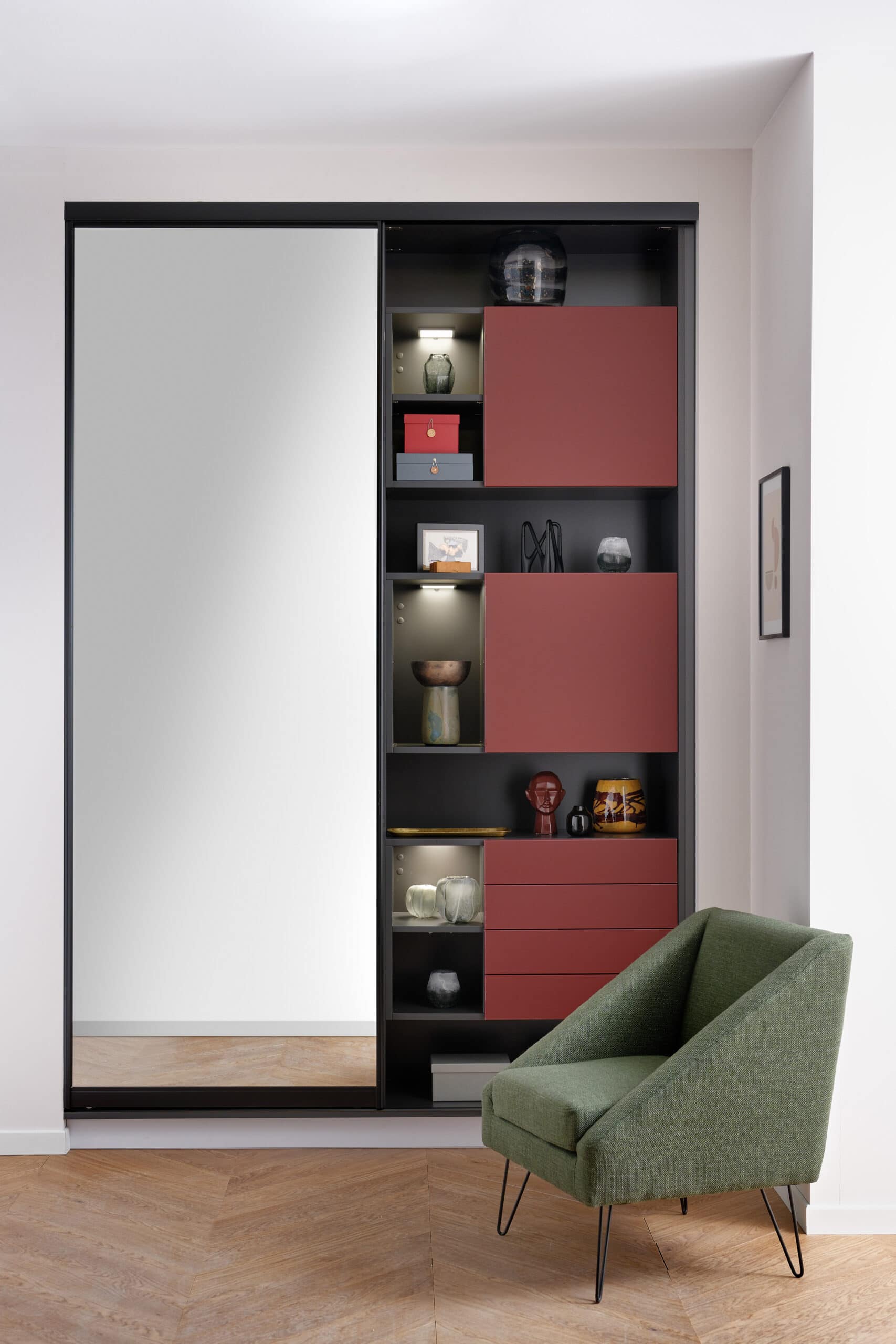 Picture 4.3 – Wardrobes 2000px